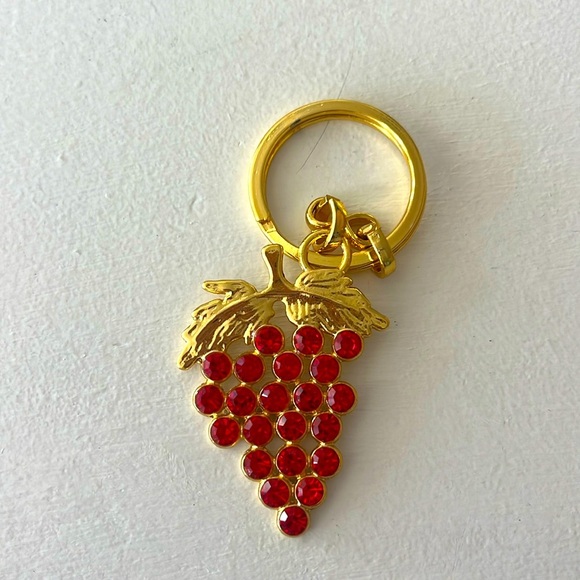 Raspberry keychain - Picture 1 of 1